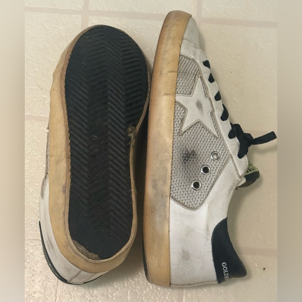 Golden Goose (Authentic) White and Black Women's Sneakers - Picture 8 of 9